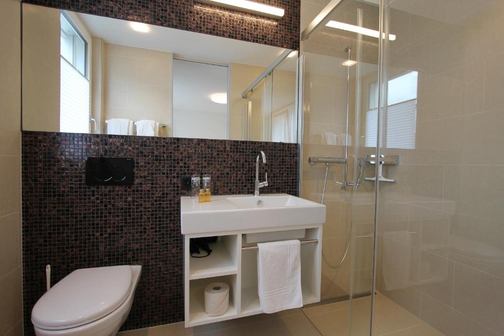 Koupelna v ubytování Hotel Flawil