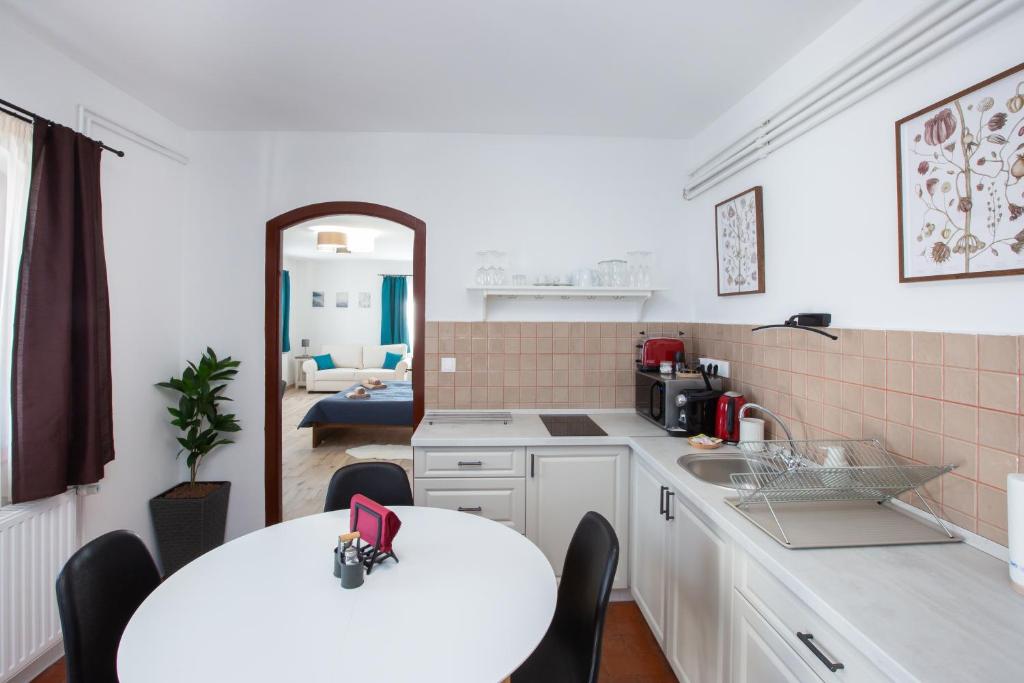Deres Apartmanház - Apartamento De Una Habitación