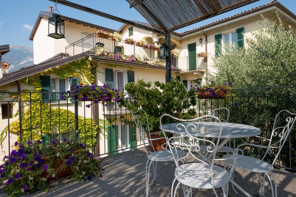 Een balkon of terras bij Residence la Limonera