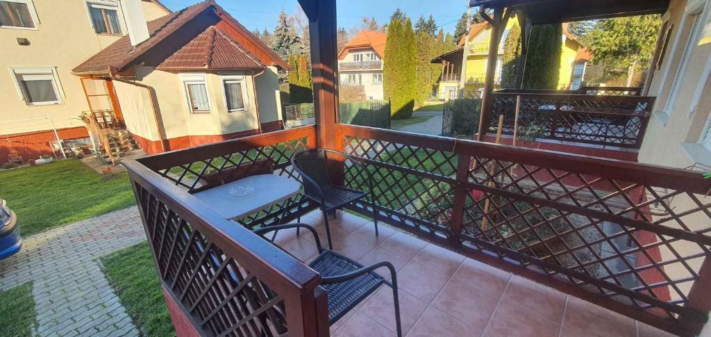 Balkon lub taras w obiekcie Apartments in Zalakaros 43608