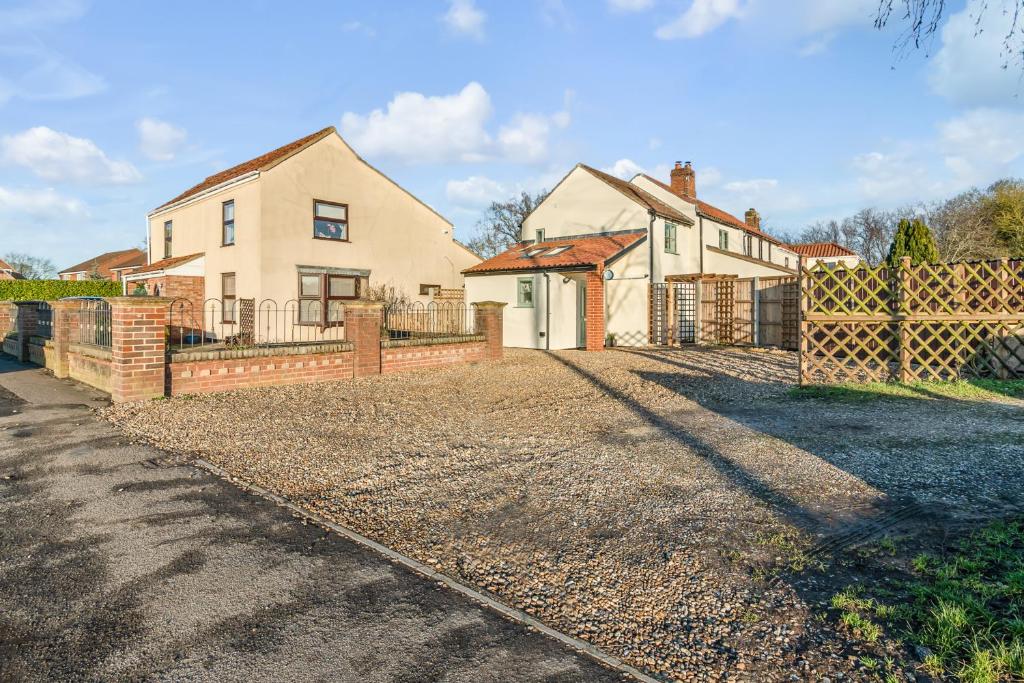 The Old Laundry, Horsham Saint Faith Updated 2023 Prices