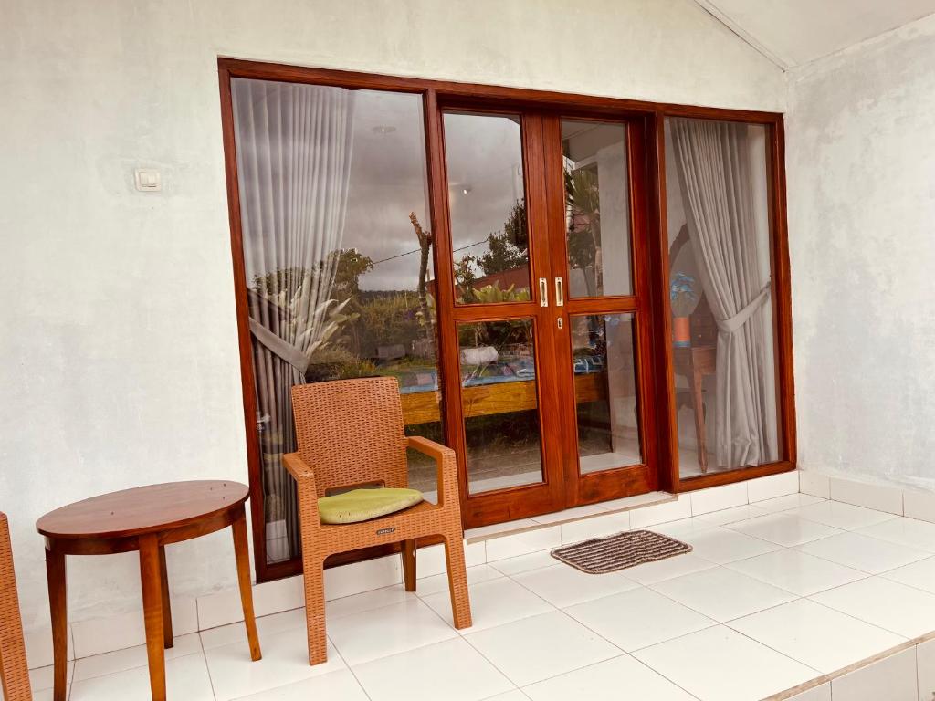 Bukit Catu Bungalows - Habitación Gemela Con Terraza