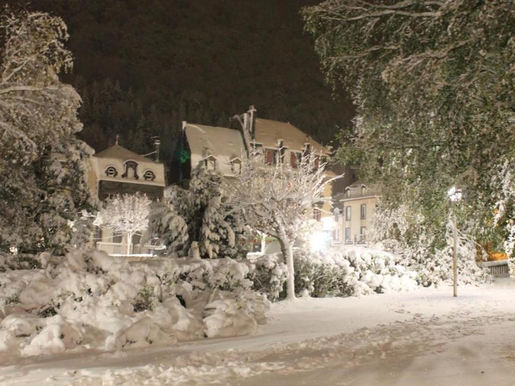 Obiekt Beau T2 en centre-ville du Mont-Dore, au pied des Thermes, pour 4 pers, bien équipé, ascenseur, Wi-Fi - FR-1-608-241 zimą