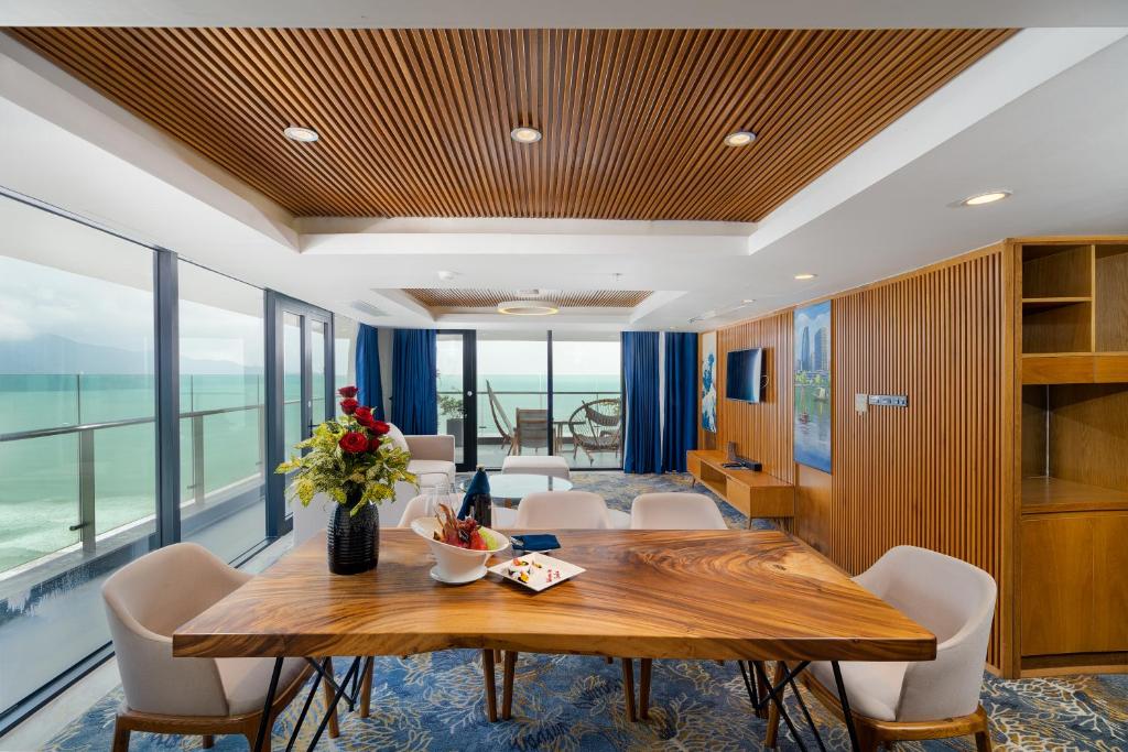 Ưu đãi Đặc biệt - Suite Presidential