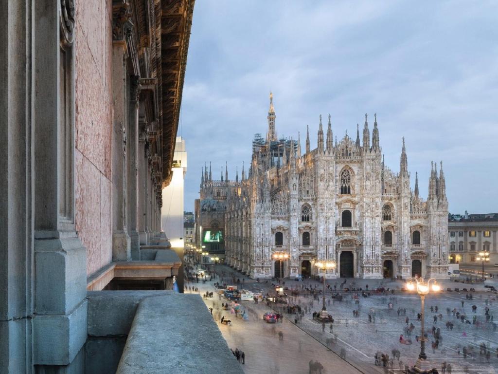 Gallery image of The Glamore Milano Duomo in Milan