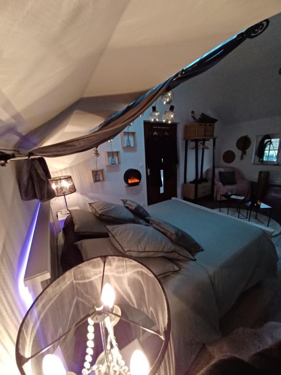 Posezení v ubytování Gite avec SPA privé