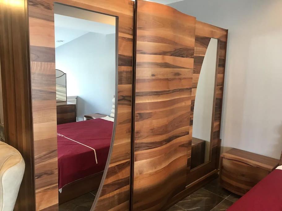 A bed or beds in a room at Cityline1