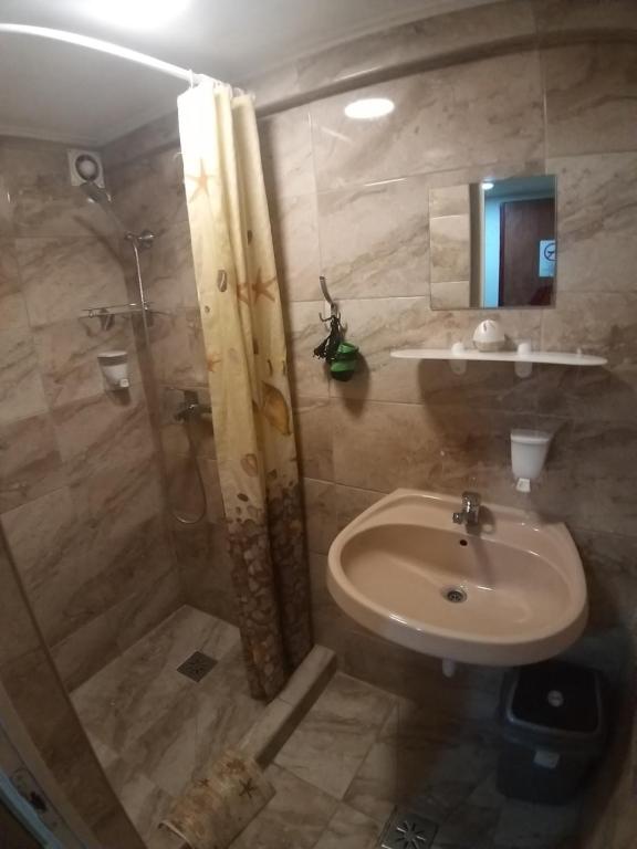 Koupelna v ubytování Deniz Guesthouse