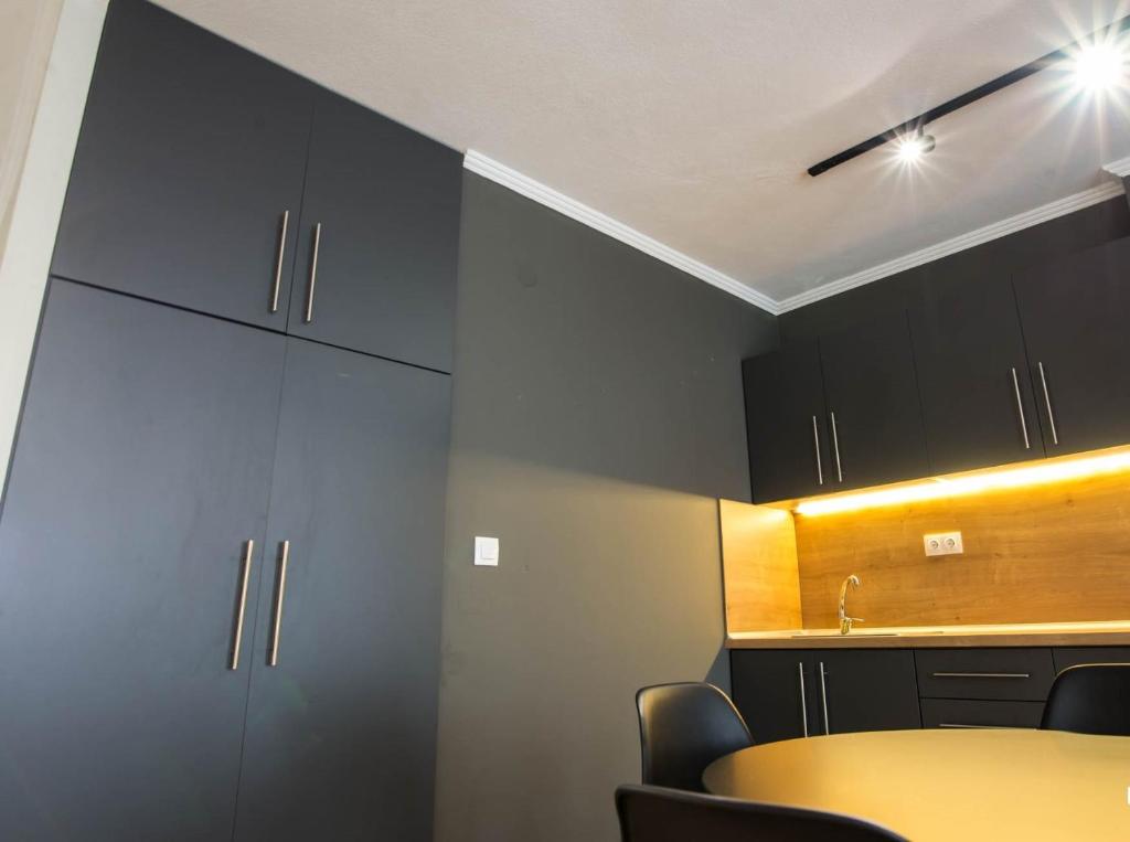 Stamatina's Luxury Apartments (Central 3rd floor) - 4