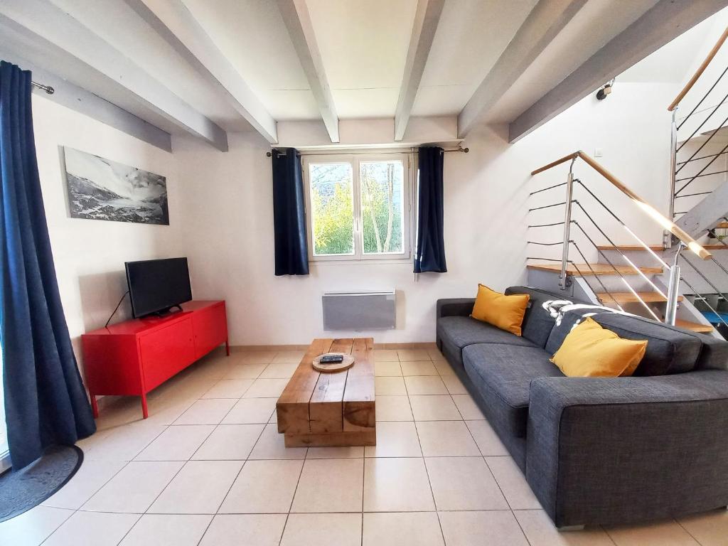 Posedenie v ubytovaní Gîte Les Cerisiers