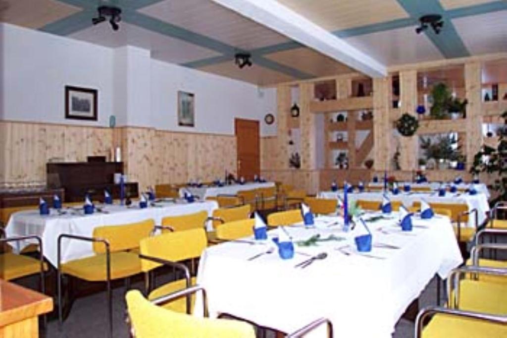 Restaurace v ubytování Hotel Zur Henne