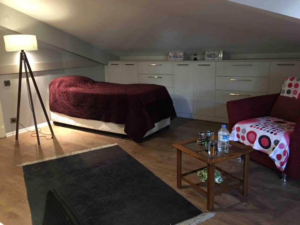 En eller flere senge i et værelse på Private Room in Istanbul #79