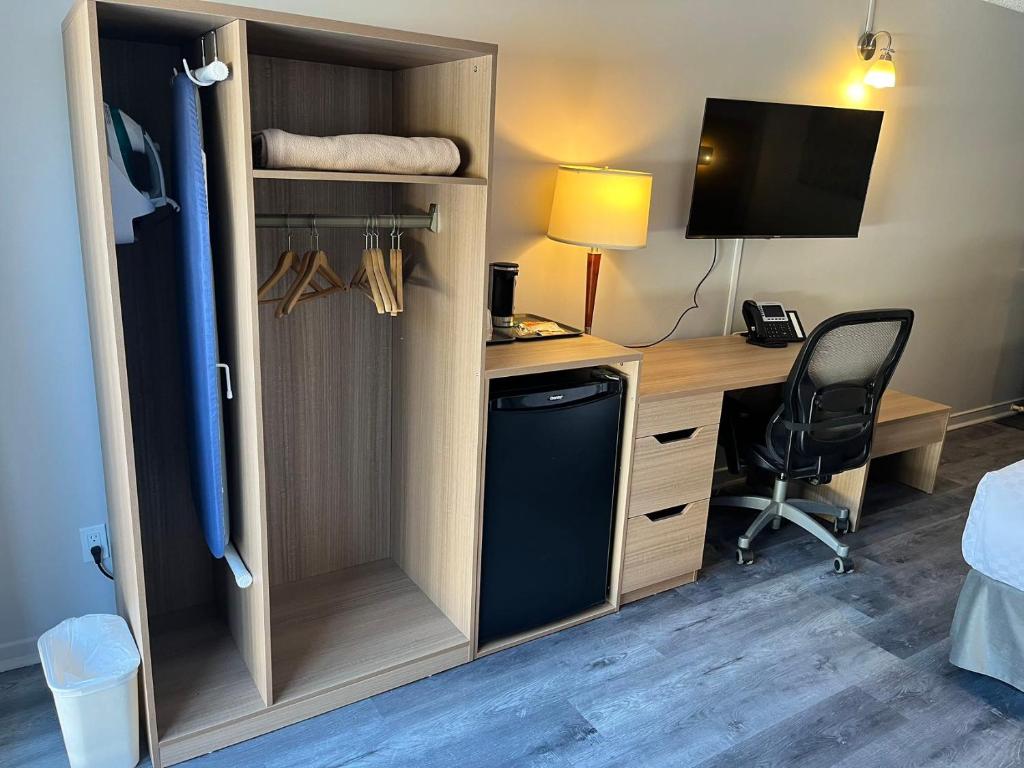 Econo Lodge Airport Quebec - Resim 44