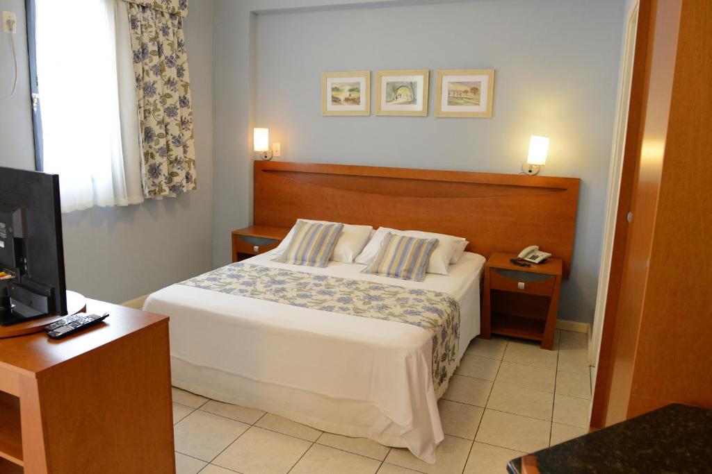  Summit Montese Tower Hotel