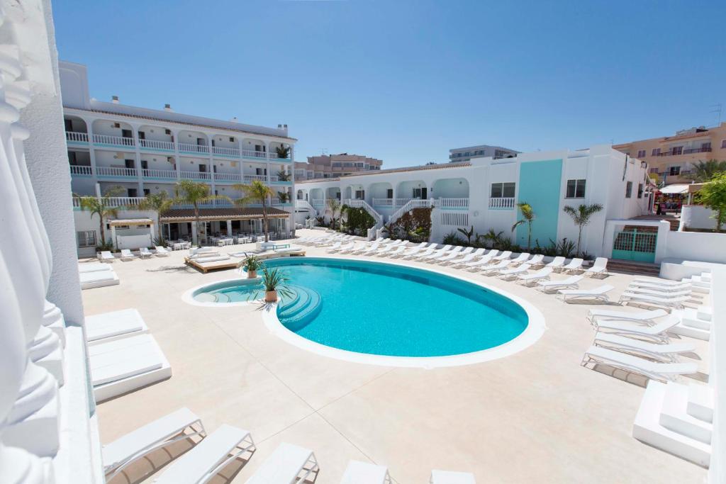 The Beach Star Ibiza - Adults Only, San Antonio Bay – Updated ...