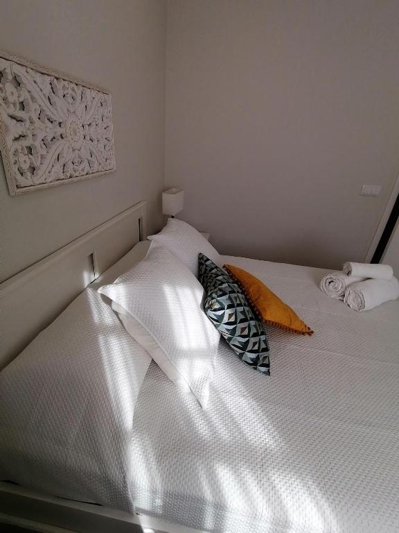Postel nebo postele na pokoji v ubytování Miragaia Star Apartments