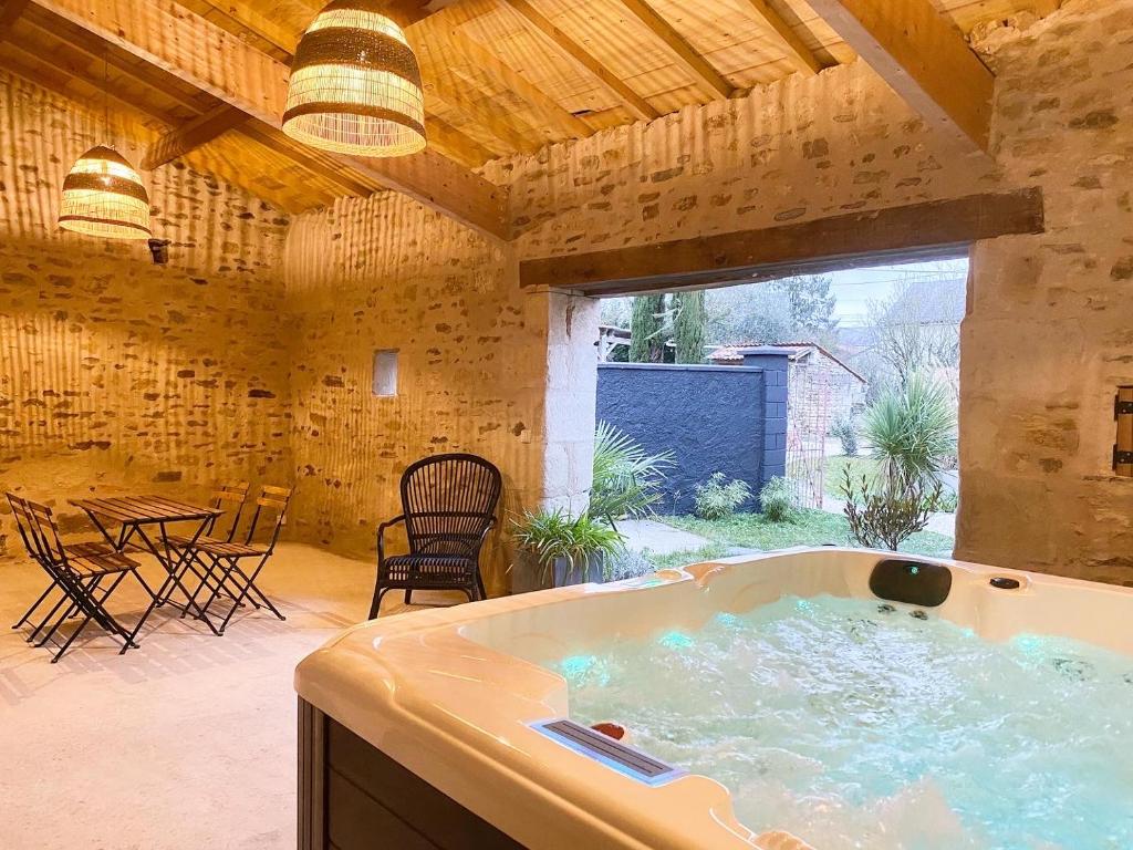 Le Lodge du Chêne, Gîte avec SPA classé 3 étoiles - Twee Slaapkamers Huis