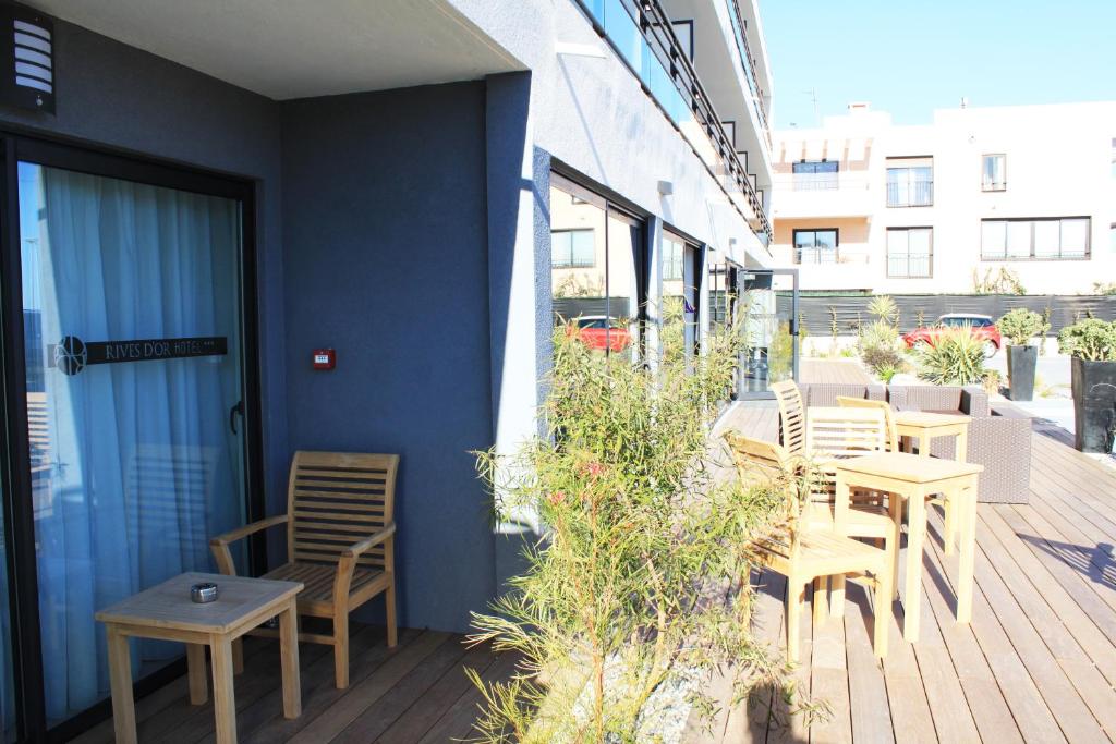 Balkón nebo terasa v ubytování Rives d'Or Hôtel