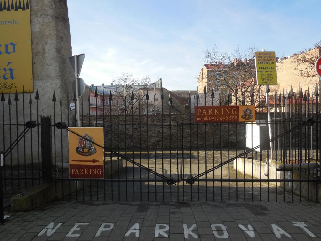 Penzión Hradbová Old Town Residence & SPA - Resim 33