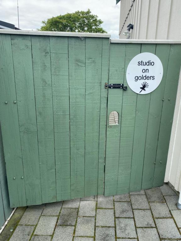 Loft on Golders - Resim 10