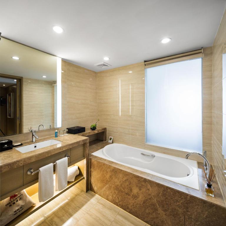 The LA Hotel 新世界伟瑞酒店 - Koningin