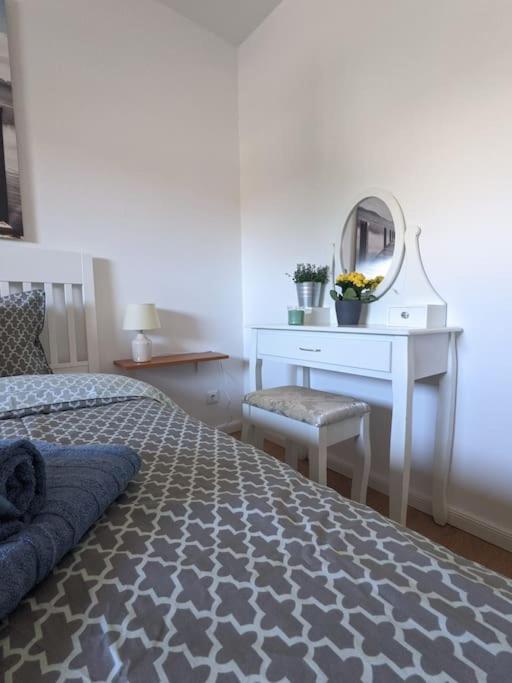 Postel nebo postele na pokoji v ubytování Ferienwohnung für 4 Gäste in Grömitz