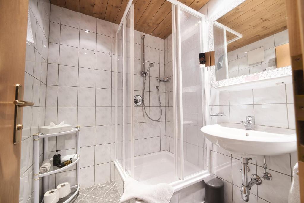 Hotel Die Arlbergerin - Design & Tiroler Gemütlichkeit - 6