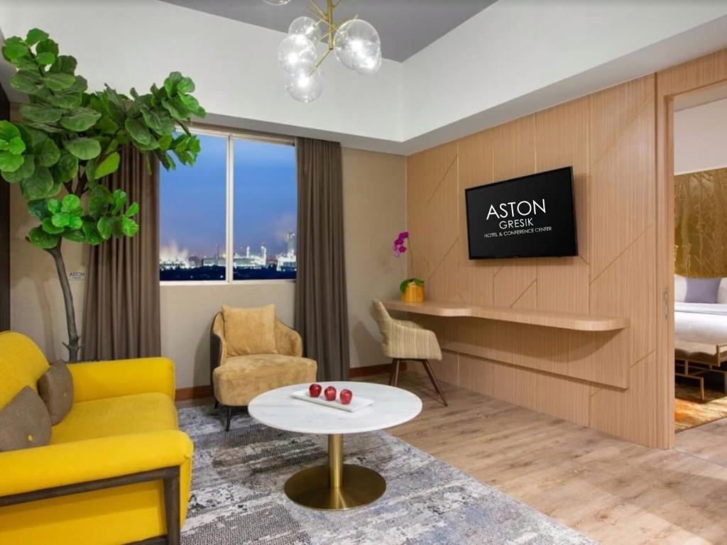 منطقة جلوس في Aston Gresik Hotel & Conference Center