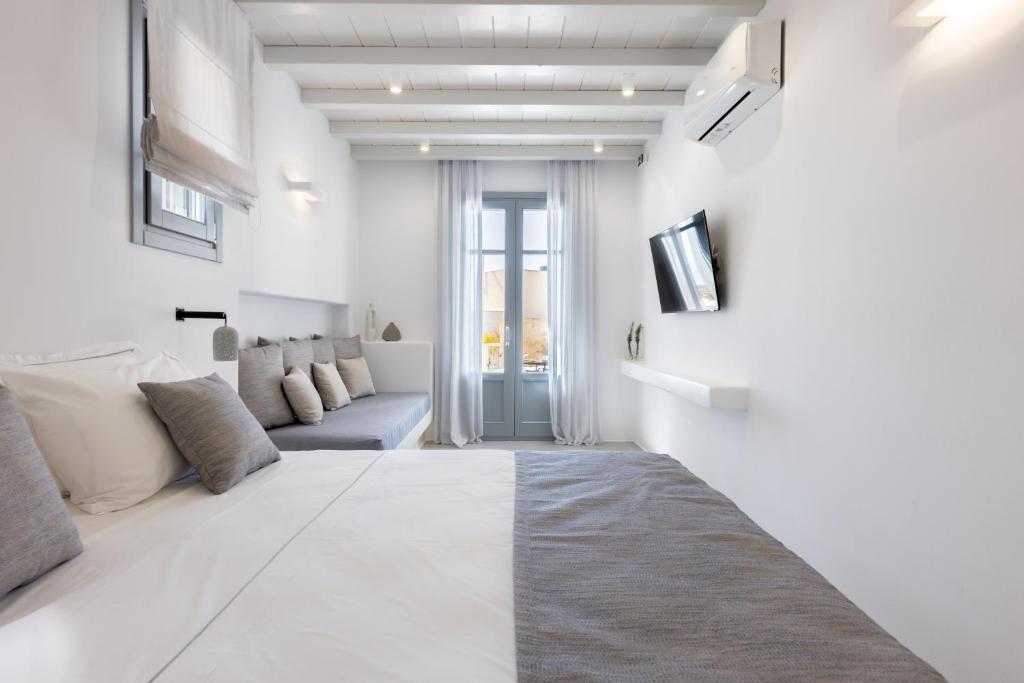 Azure Kimolos - Triple Chambre De Luxe Avec Vue Sur La Mer
