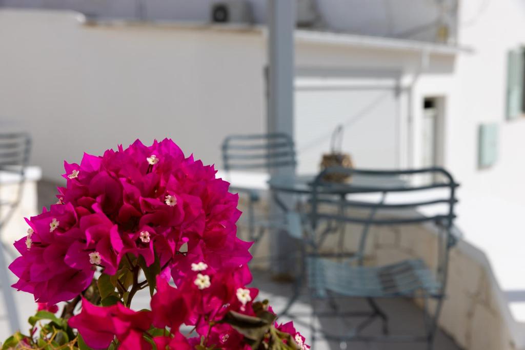 Azure Kimolos - Chambre Double De Luxe Avec Balcon Et Vue En Mer