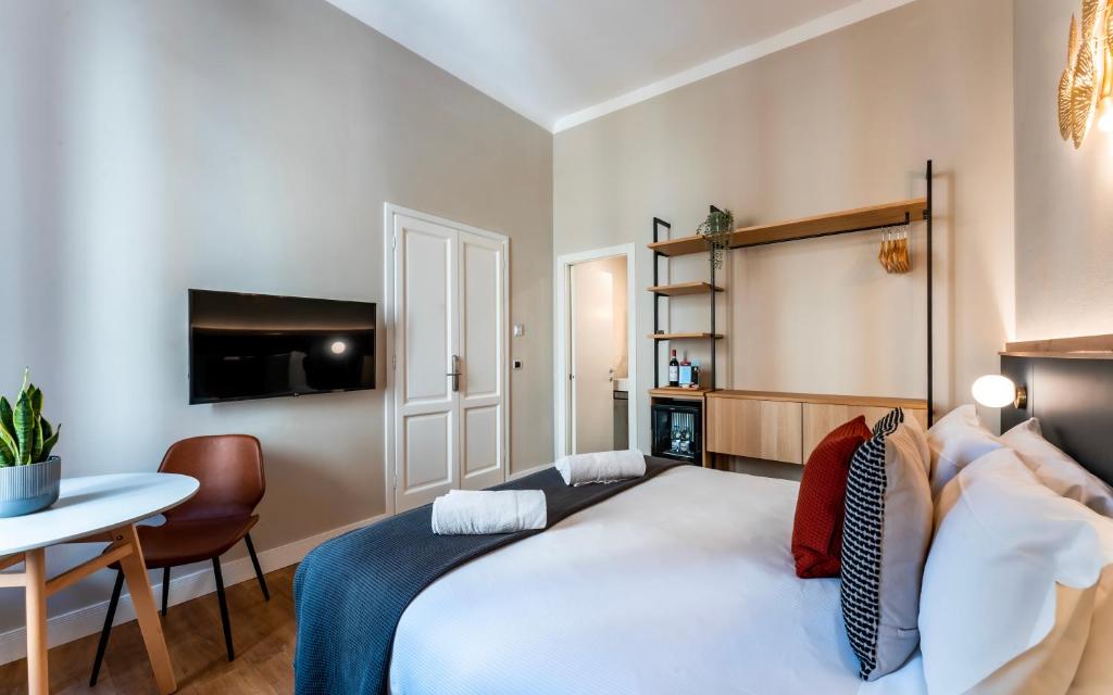 Terra Artis Guest House - Quarto Duplo Deluxe