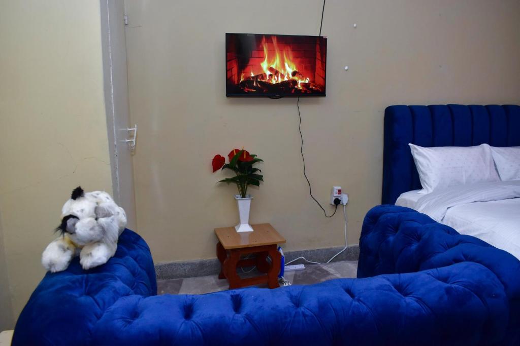 Televízia a/alebo spoločenská miestnosť v ubytovaní Shamza Airbnb