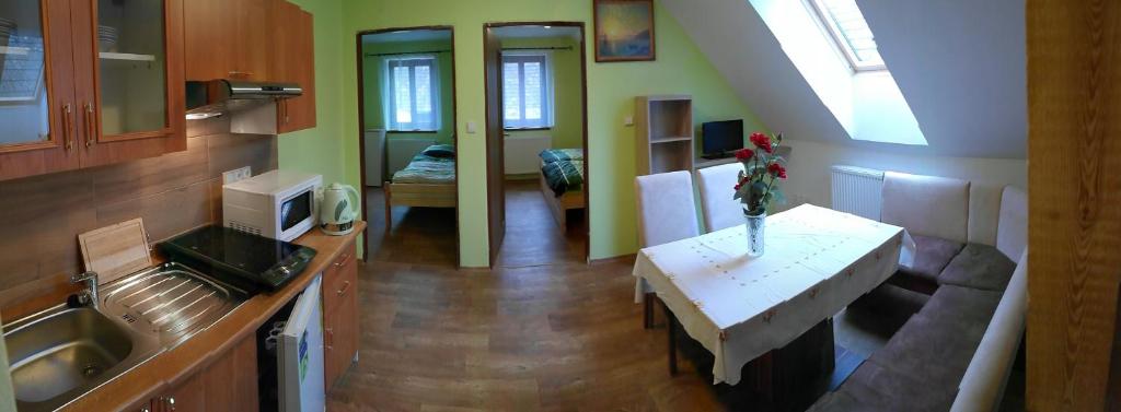 Kuchyň nebo kuchyňský kout v ubytování Ubytování Macků