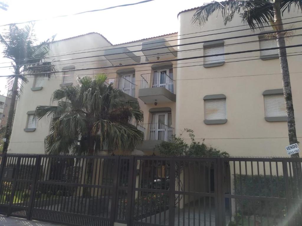 Ótimo Custo Benefício 400m da Praia