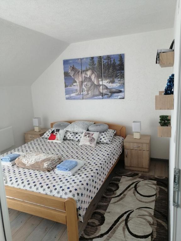 Katil atau katil-katil dalam bilik di Apartmani NECA Zlatar