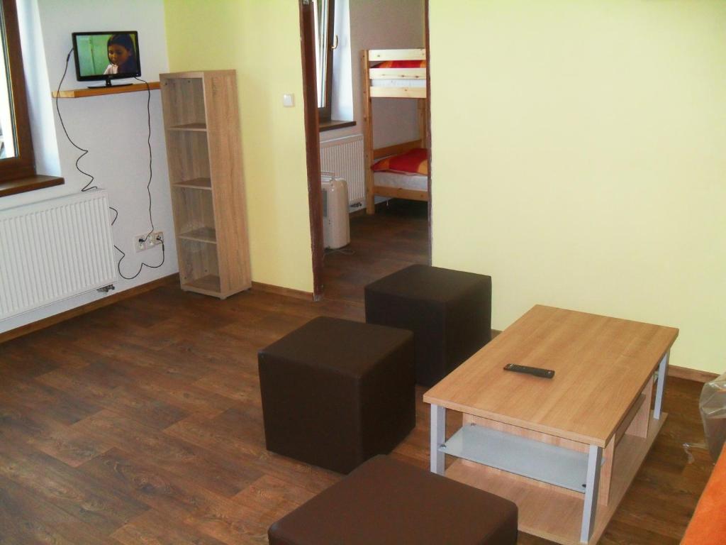 TV a/nebo společenská místnost v ubytování Ubytování Macků