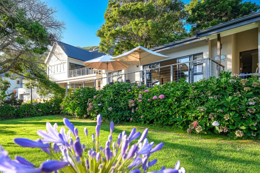 Waterside Holiday House - Image 9