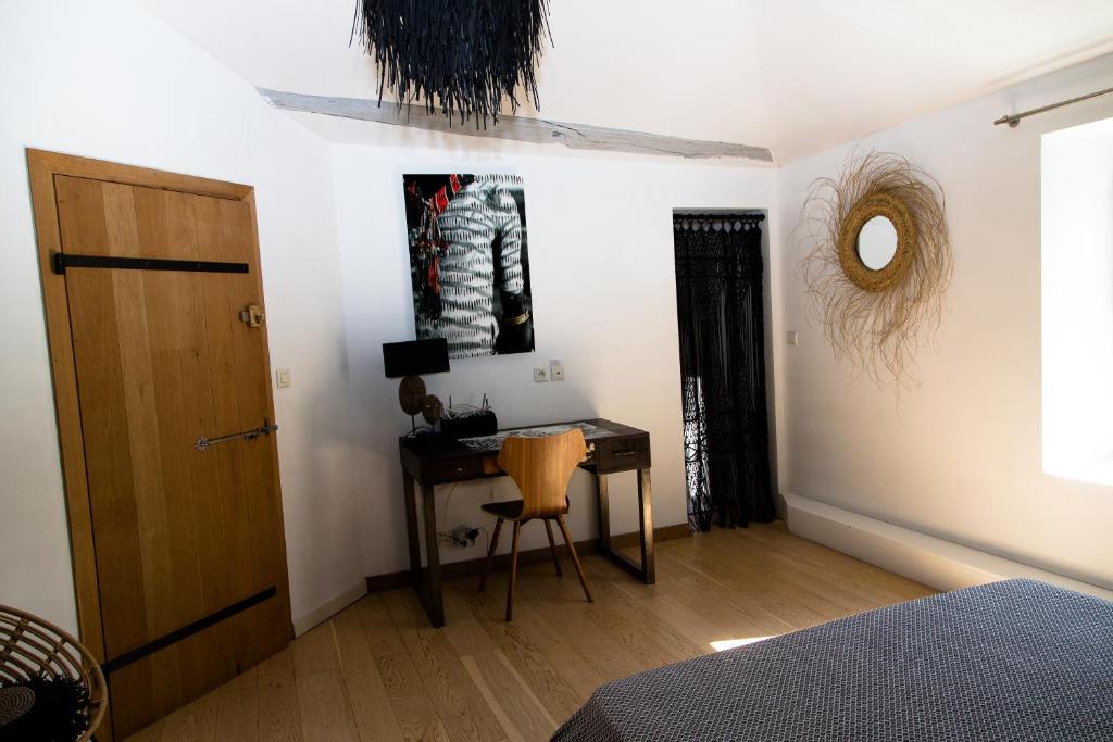 LA CAVERIE DE PEYROUX A ORTHEVIELLE (40300) - Habitación Deluxe (2 Adultos + 1 Niño)