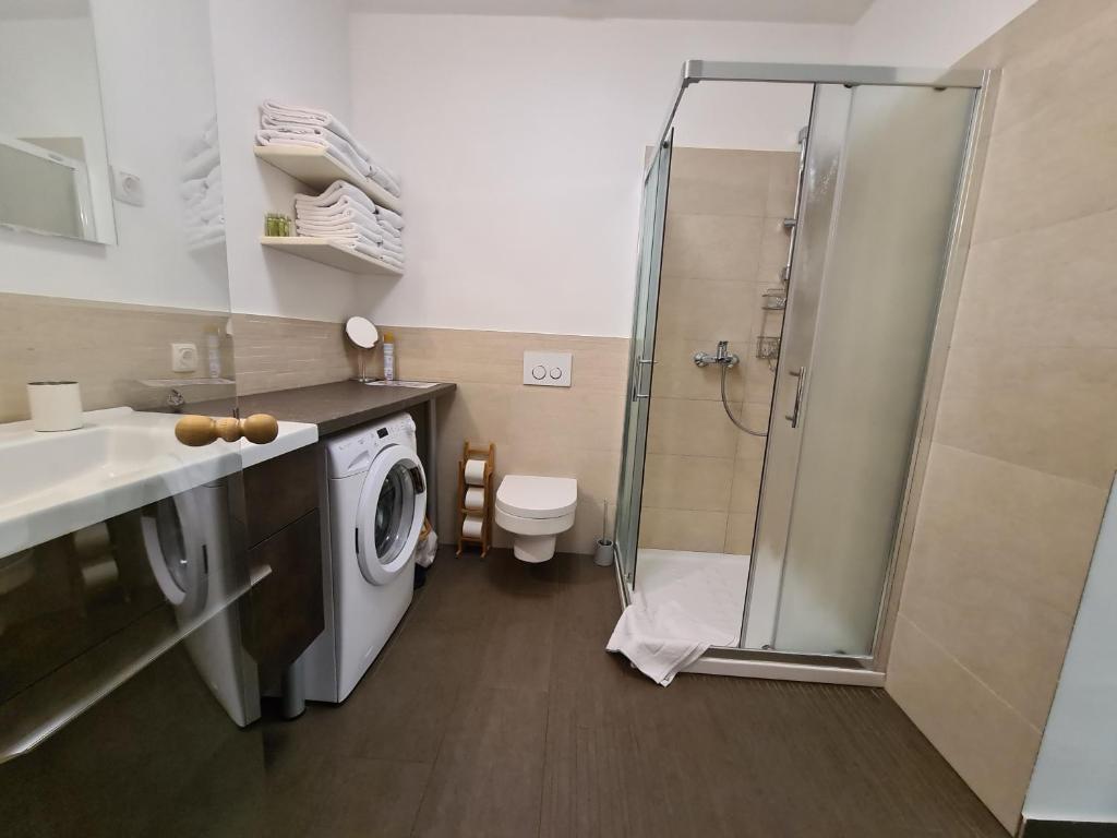 Koupelna v ubytování Apartments Katja