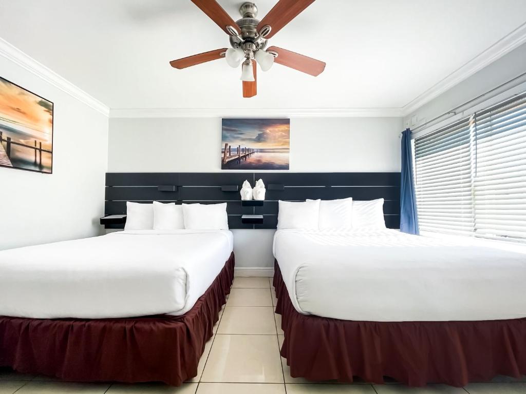 Hollywood Beach Hotels - 