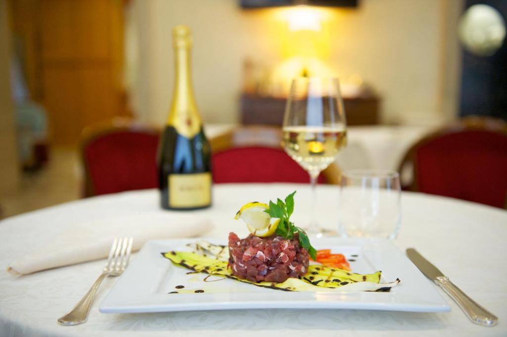 Hotel Royal Torino Centro Congressi - Resim 26