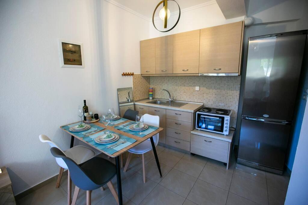 A kitchen or kitchenette at Sea My View