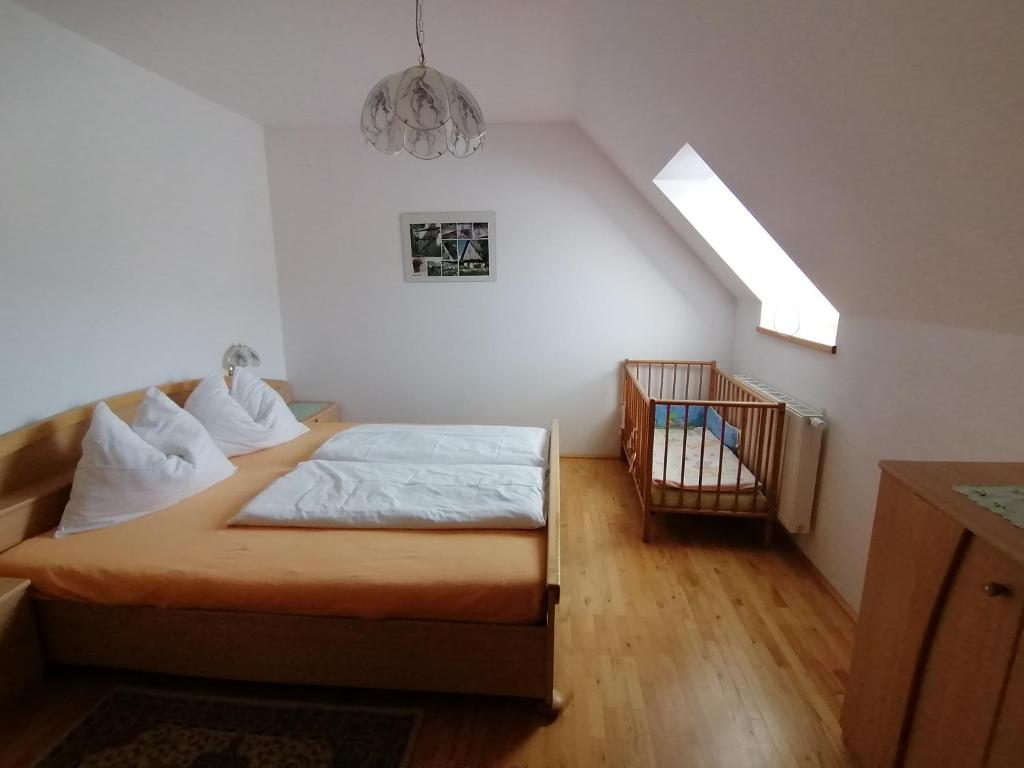 Postel nebo postele na pokoji v ubytování Ursprunghof