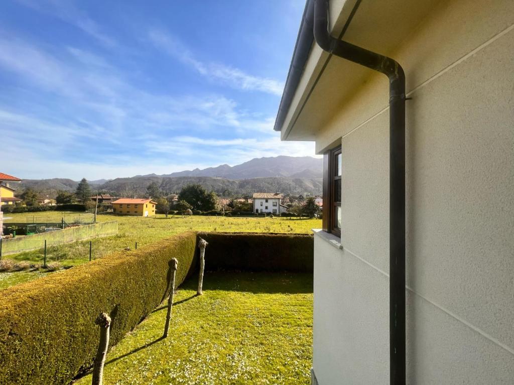 A general mountain view or a mountain view taken from the holiday home