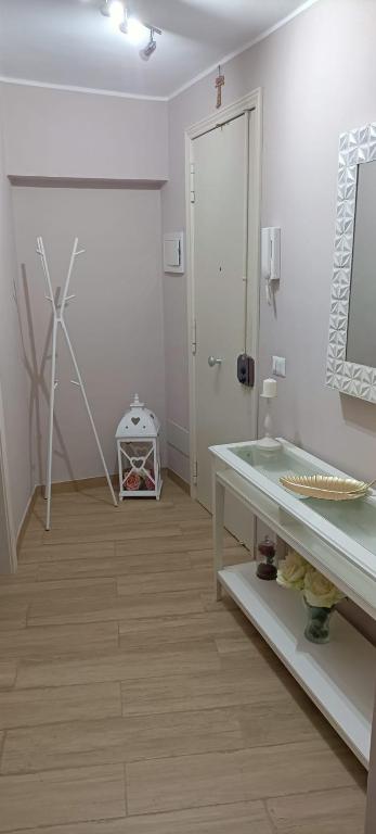 A bathroom at Tindaro Home