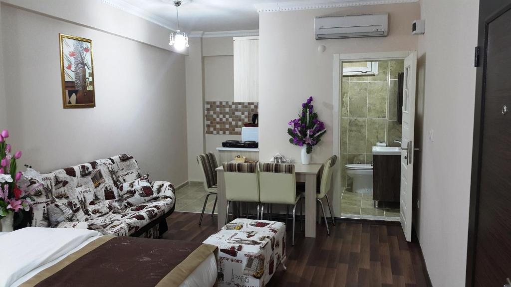 BeyazitHan Suites Old City - Family Studio