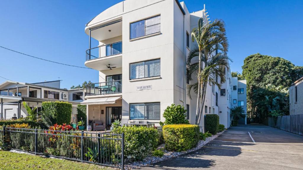 Holiday homes & houses for rent in Bribie Island