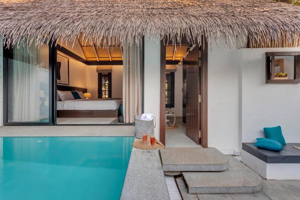 Bazén v ubytování OIA GOA - Private Pool nebo v jeho okolí