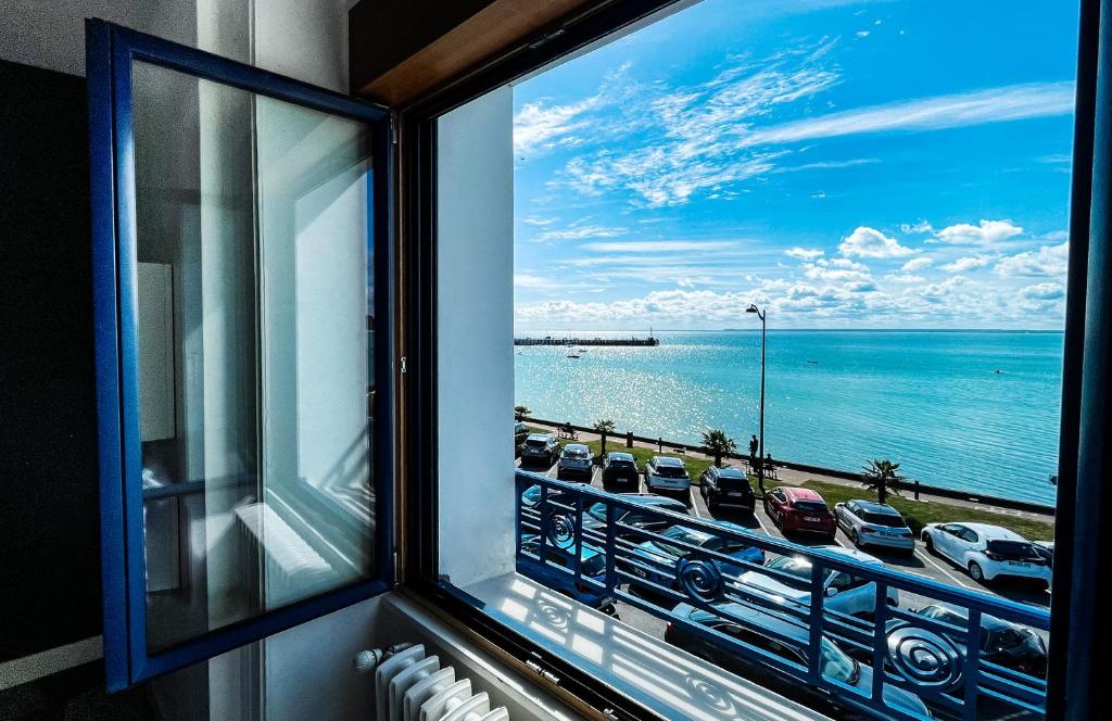 Nespecifikovaný výhled na moře nebo výhled na moře při pohledu z bed and breakfast