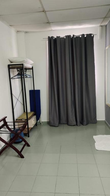 Hotel K T Mutiara - Triple Room